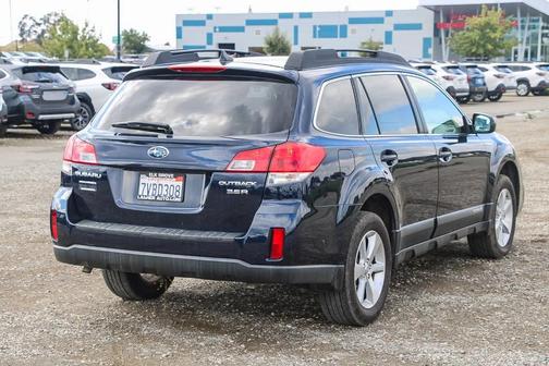 2014 Subaru Outback 3.6R Limited