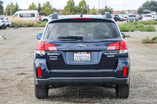 2014 Subaru Outback 3.6R Limited