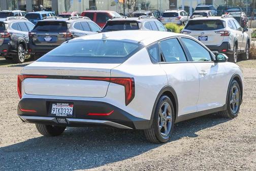 2025 Kia K4 