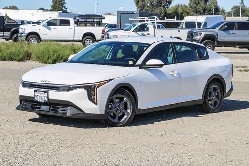 2025 Kia K4 