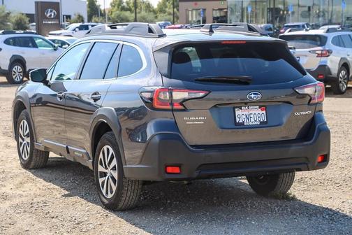 2023 Subaru Outback Premium