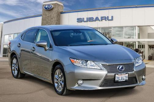 2015 Lexus ES 300h Base