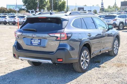 2025 Subaru Outback Touring XT
