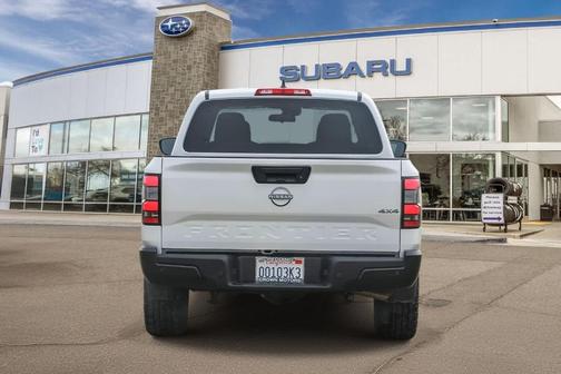 2022 Nissan Frontier S