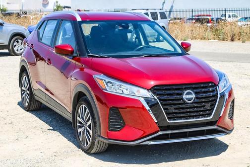 2024 Nissan Kicks SV