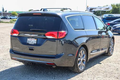 2019 Chrysler Pacifica Limited