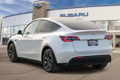 2024 Tesla Model Y Long Range