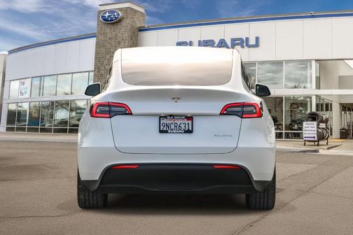 2024 Tesla Model Y Long Range