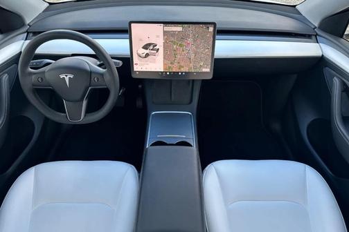 2025 Tesla Model Y Long Range