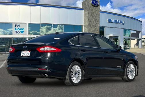 2014 Ford Fusion Hybrid SE