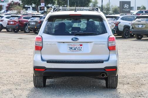2015 Subaru Forester 2.5i Touring