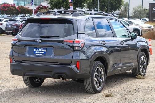 2025 Subaru Forester Premium
