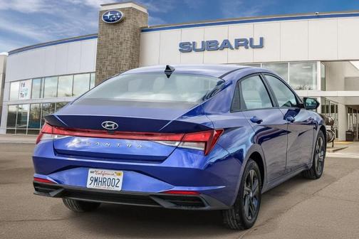 2023 Hyundai ELANTRA SEL