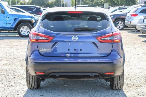 2022 Nissan Rogue Sport S