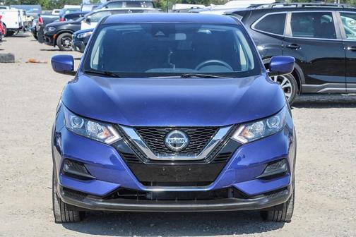 2022 Nissan Rogue Sport S