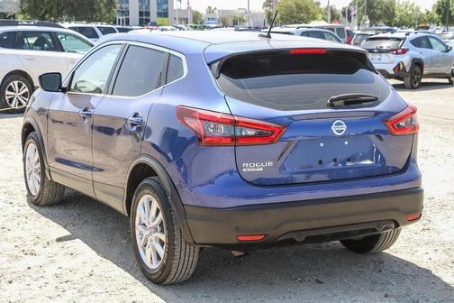 2022 Nissan Rogue Sport S