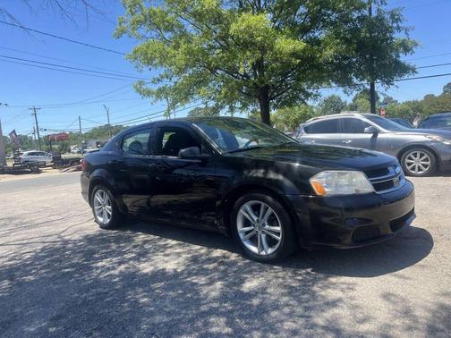 Black Clearcoat 2013 Dodge Avenger SE V6