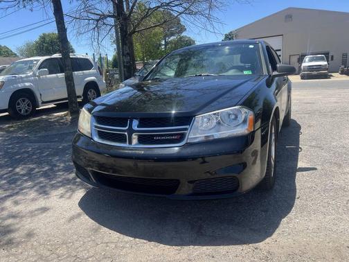 Black Clearcoat 2013 Dodge Avenger SE V6