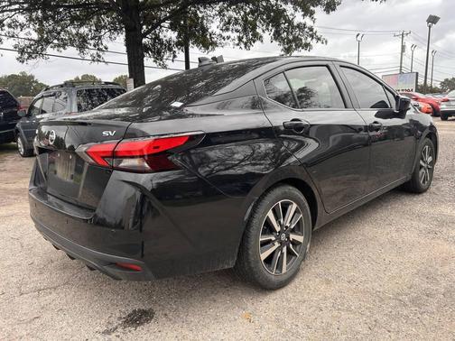 2021 Nissan Versa 1.6 SV