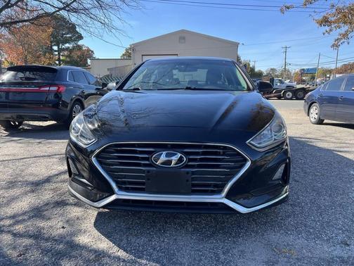 2019 Hyundai SONATA SE