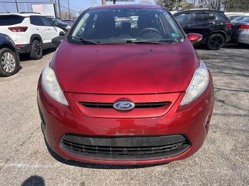 2013 Ford Fiesta SE