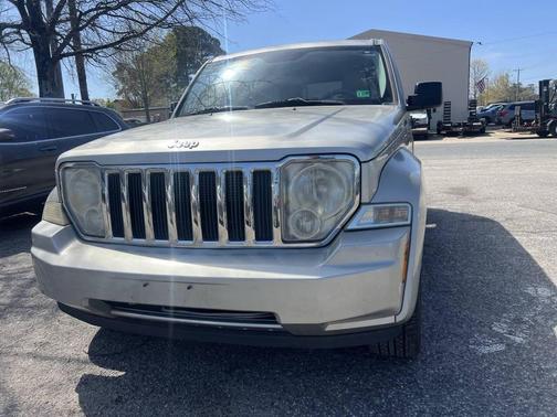 Beige 2009 Jeep Liberty Limited Edition