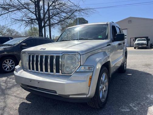 Beige 2009 Jeep Liberty Limited Edition