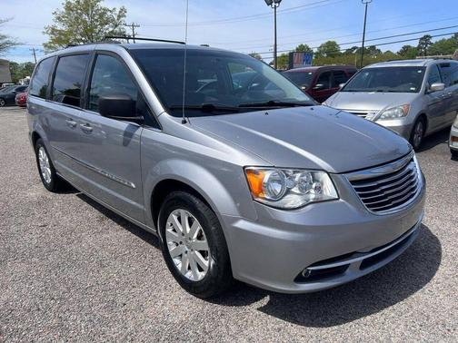 2015 Chrysler Town & Country Touring