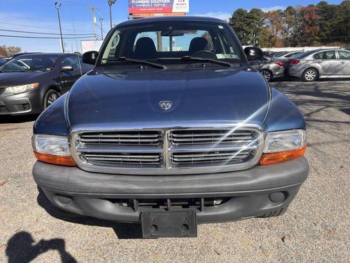 2004 Dodge Dakota Base