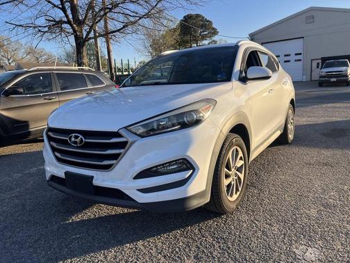 2018 Hyundai TUCSON SEL