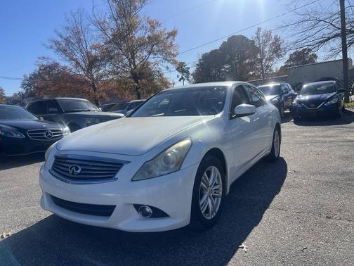 2011 INFINITI G37x Base