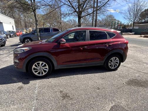 Ruby Wine 2016 Hyundai TUCSON Eco