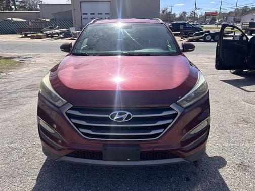 Ruby Wine 2016 Hyundai TUCSON Eco