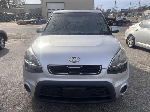 2013 Kia Soul +