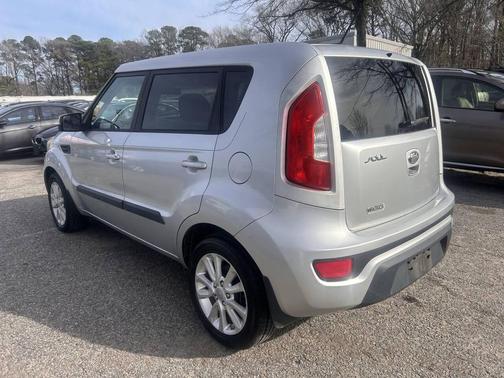 2013 Kia Soul +