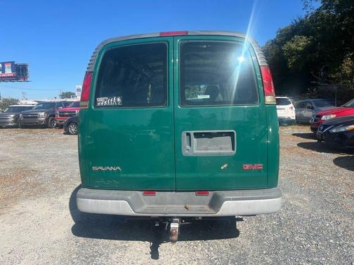 2001 GMC Savana 2500 Base