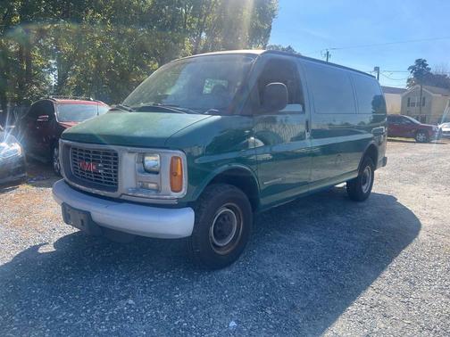2001 GMC Savana 2500 Base