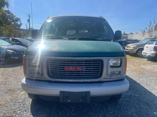 2001 GMC Savana 2500 Base