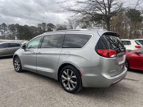 2018 Chrysler Pacifica Limited