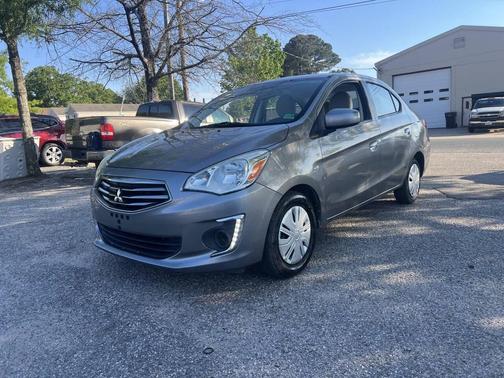 Mercury Gray 2017 Mitsubishi Mirage G4 SE
