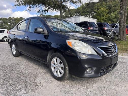 2013 Nissan Versa 1.6 SL