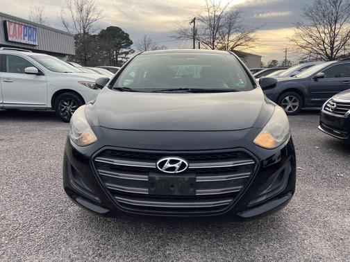 2017 Hyundai Elantra GT Base