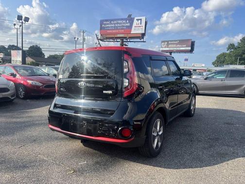 2017 Kia Soul EV +