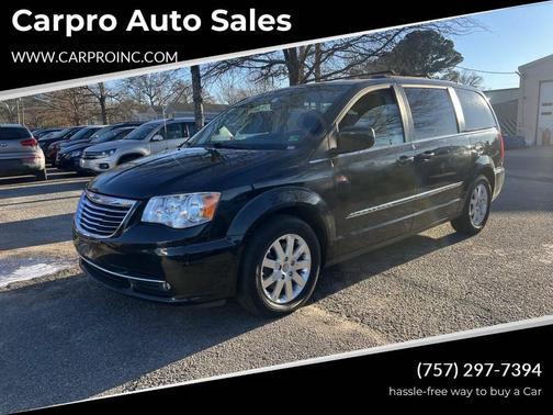 2016 Chrysler Town & Country Touring