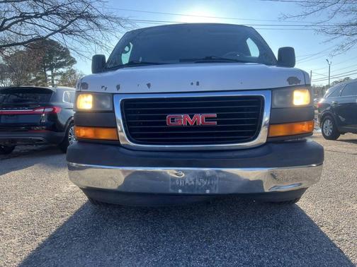 2009 GMC Savana 1500 Base