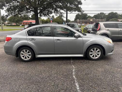 2011 Subaru Legacy Premium