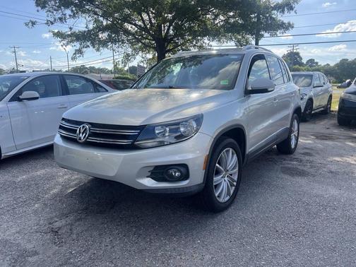 2012 Volkswagen Tiguan SE