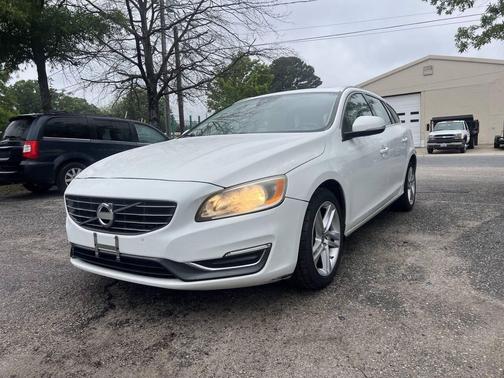 White 2015 Volvo V60 T5 Premier