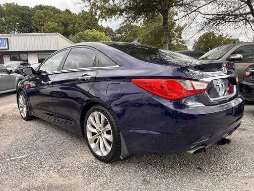 2011 Hyundai SONATA Limited