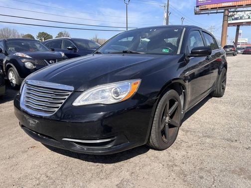 2013 Chrysler 200 Touring
